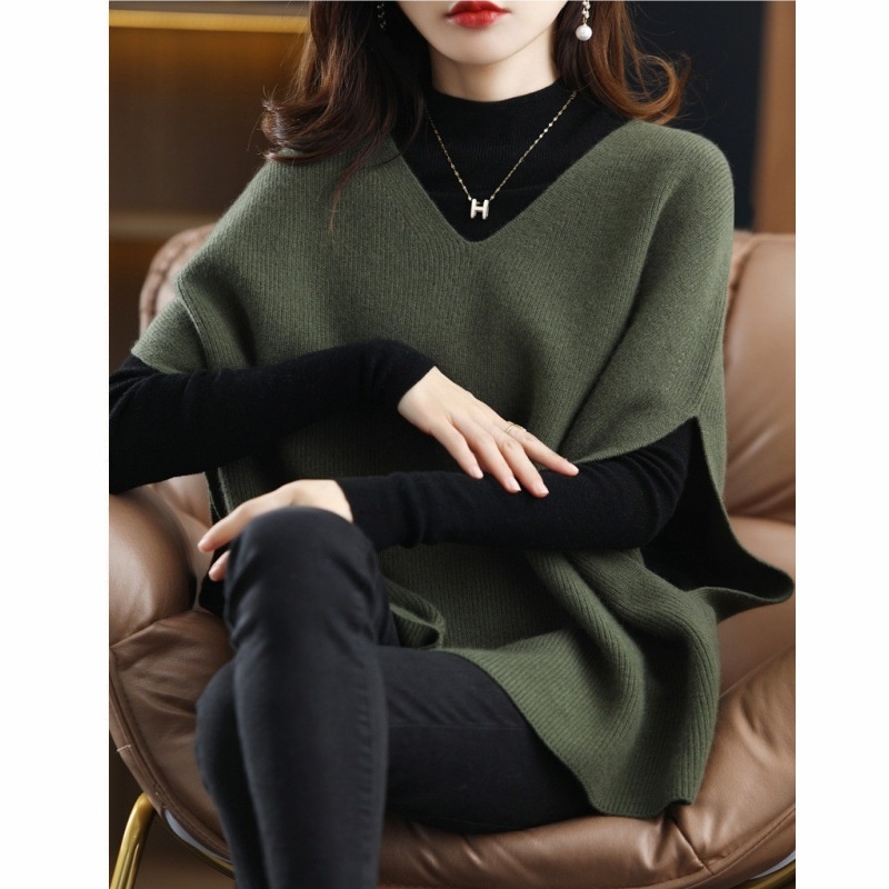 HEART大版型马甲女针织衫潮高档2025欧货叠穿v领简约利落蝙蝠披肩