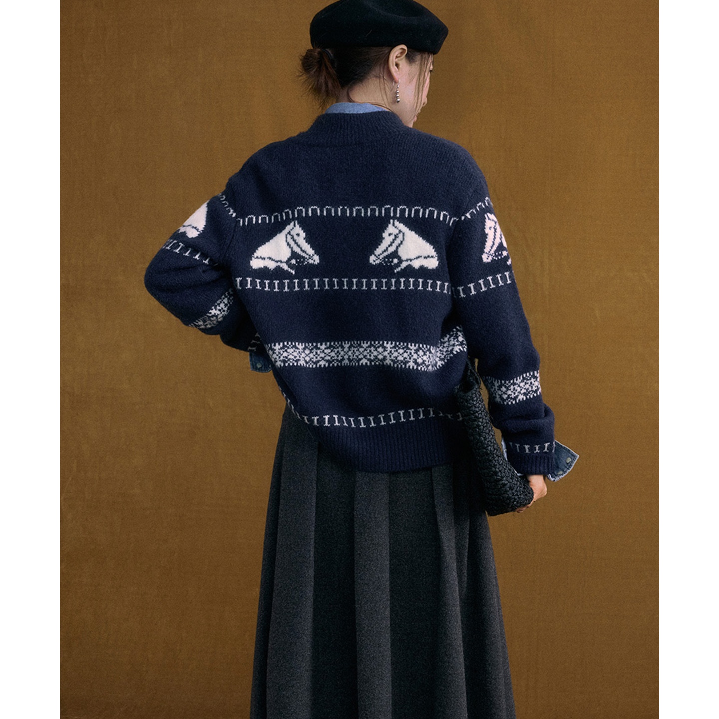 HEART时简 复古魅力 亲肤柔软双头拉链提花毛衣冬季长袖舒适上衣