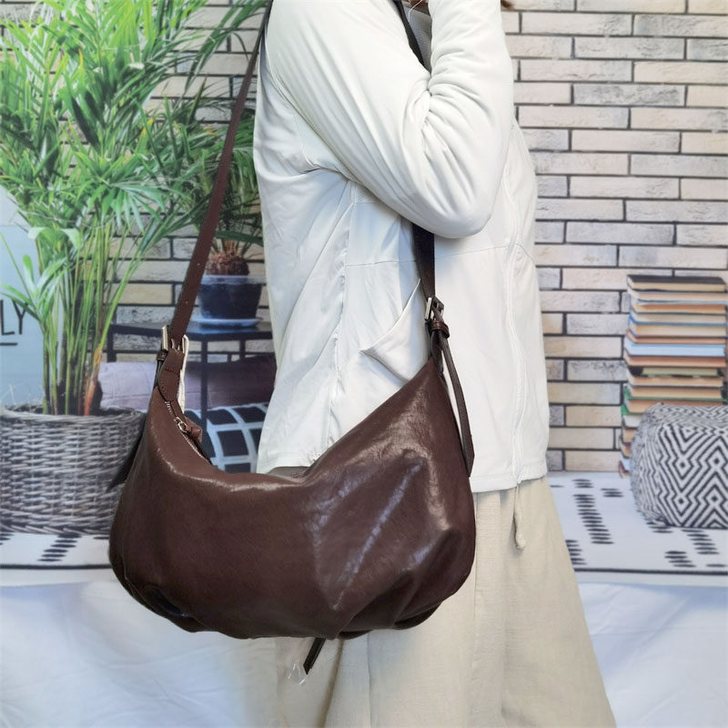 高级重工植鞣头层牛皮托特包女包中性款男女通用大容量腋下单肩包,箱包皮具/热销女包/男包,通用款女包,淘宝优惠券,粉丝福利购,淘宝优惠卷