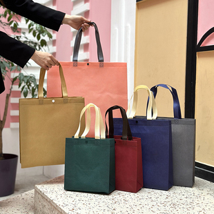 网红服装店暗扣无纺布手提袋定制童装衣服礼品包装袋女装袋子手提