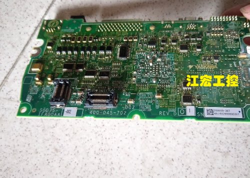 议价 安川7系1.5W驱动器主SGD7S-120A00A