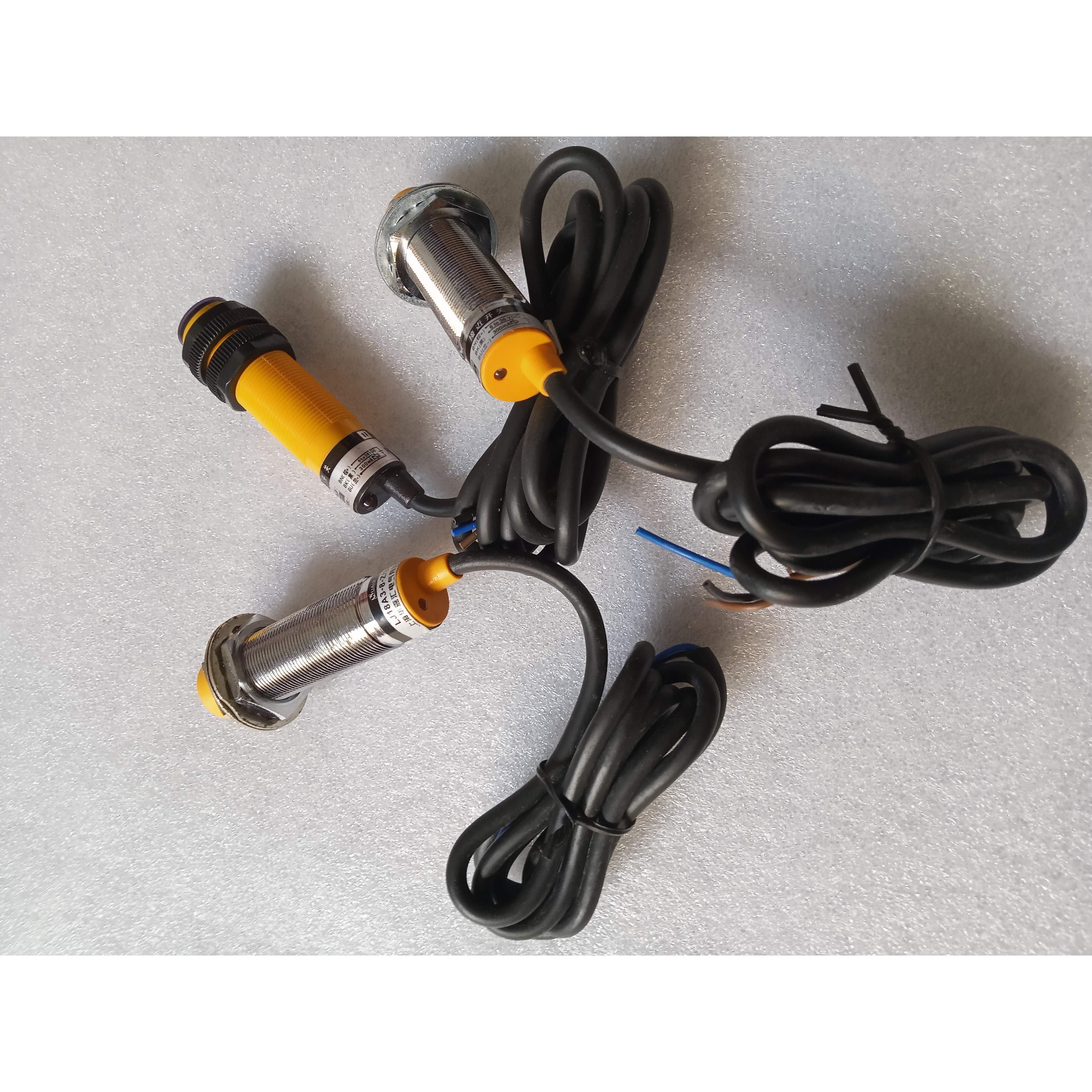 议价光电传器E3F-DS10P1/10cm接近开关LJ18A3-8-Z/BY/8mm常开