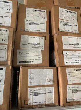 议价施耐德LXM32伺服电机BSH0702P01A2A