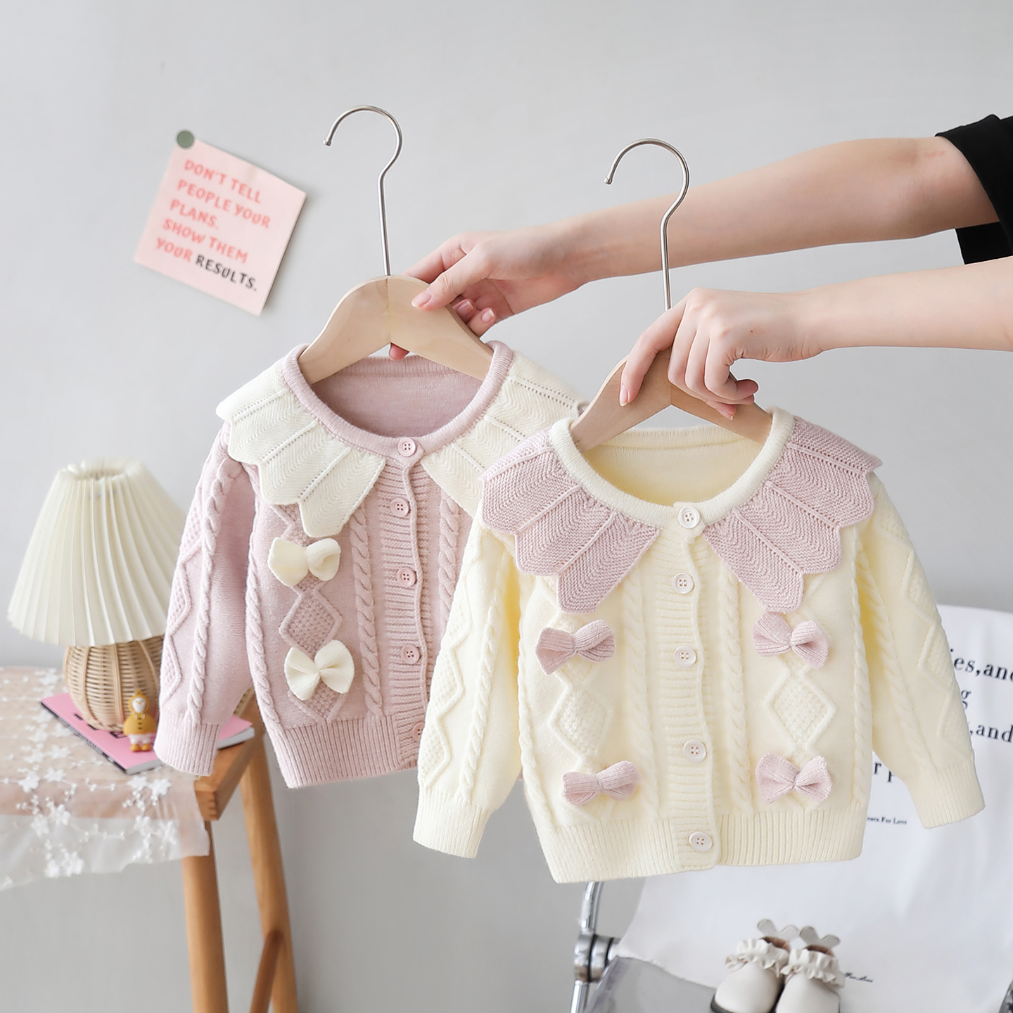 公主春秋女童撞色蝴蝶结毛衣外套