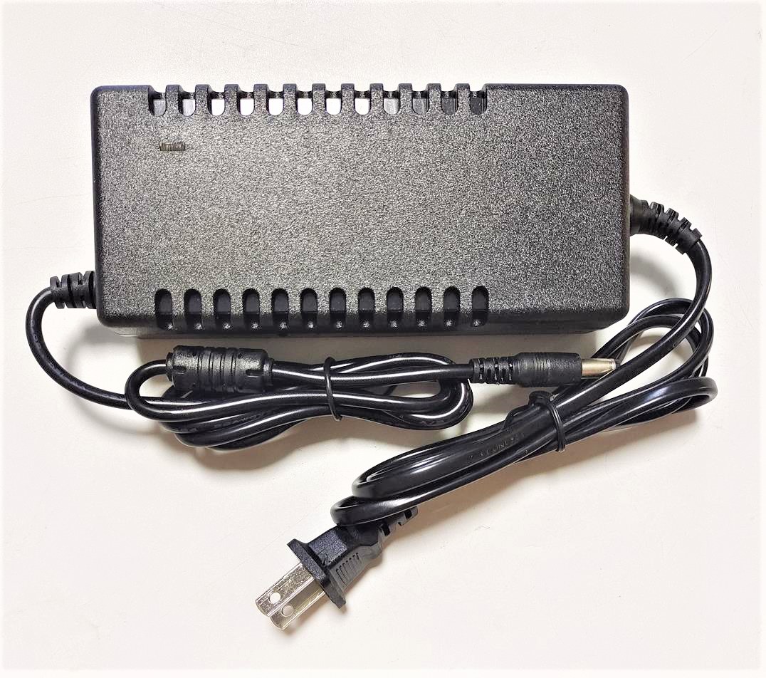 L780L240H300白极光充电器