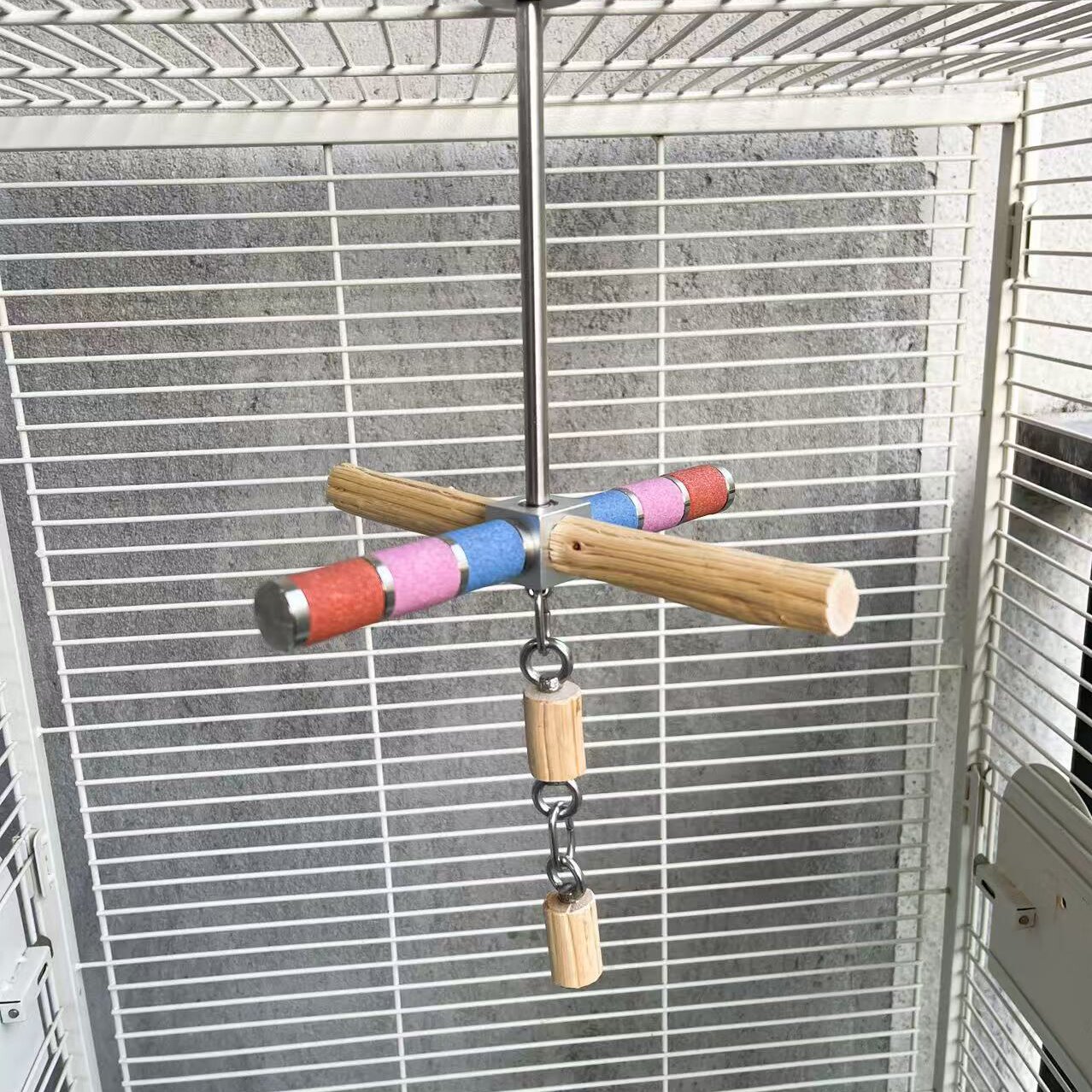 鹦鹉旋转梨木磨砂站杆啃咬玩具