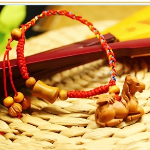 本命年属马吉祥物小木马上赢金刚结五色红手绳桃木生肖马红绳手链