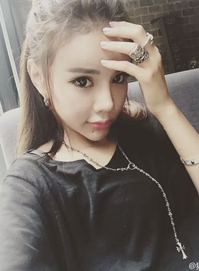 GD十字架男女小众新潮伸缩项链