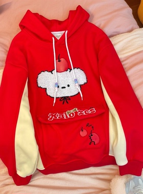 加绒百搭圣诞风洋气红色卫衣女2025年新款大码胖mm时尚连帽上衣