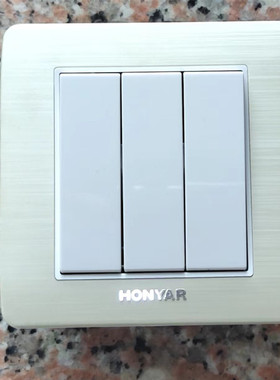 鸿雁86型开关Tiber.TB系列/三开双控TB86K32-10BI