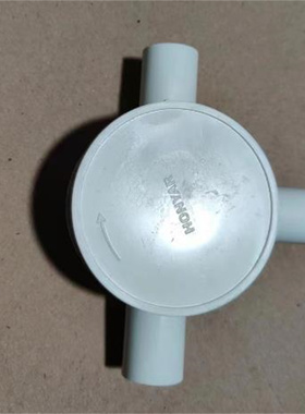 鸿雁PVC电工管配件圆三通圆四通FBR16/20/25