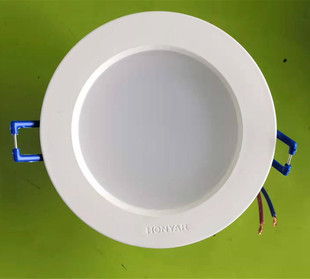 鸿雁HONYAR LED筒灯明微欣III代2.5寸4W表面直径9.8公分开孔8公分