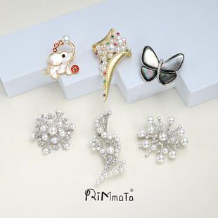 Rimmoto淡水珍珠胸针气质晚会徽章大衣配饰简约典雅礼服小红书款