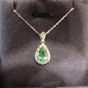 年货彩宝 白18k金碧玺钻石吊坠 直播专拍不退改