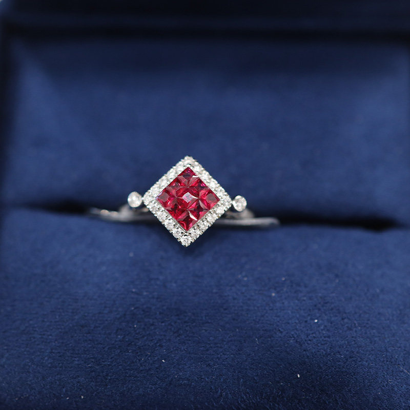 年货彩宝 白18k金红宝石钻石方糖戒指 直播专拍不退改
