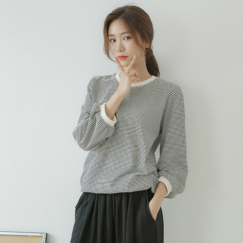 秋装新款韩版宽松t恤细条纹上衣