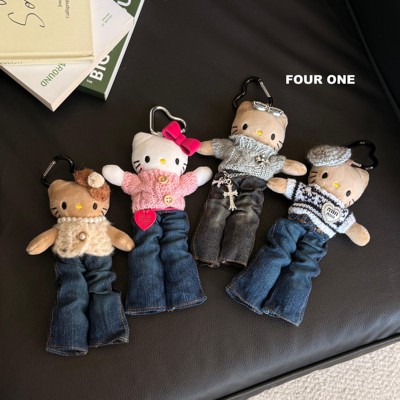 潮酷穿搭Kitty毛绒挂件ins风女生车挂配饰包包挂饰可爱手工