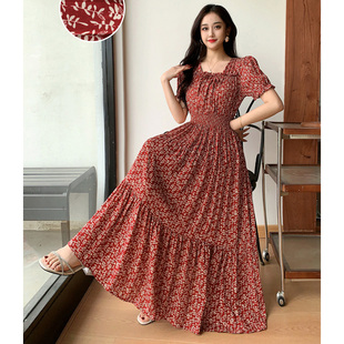 法式 遮肚子显瘦旅游度假 复古方领温柔风棉绸碎花连衣裙长裙夏季