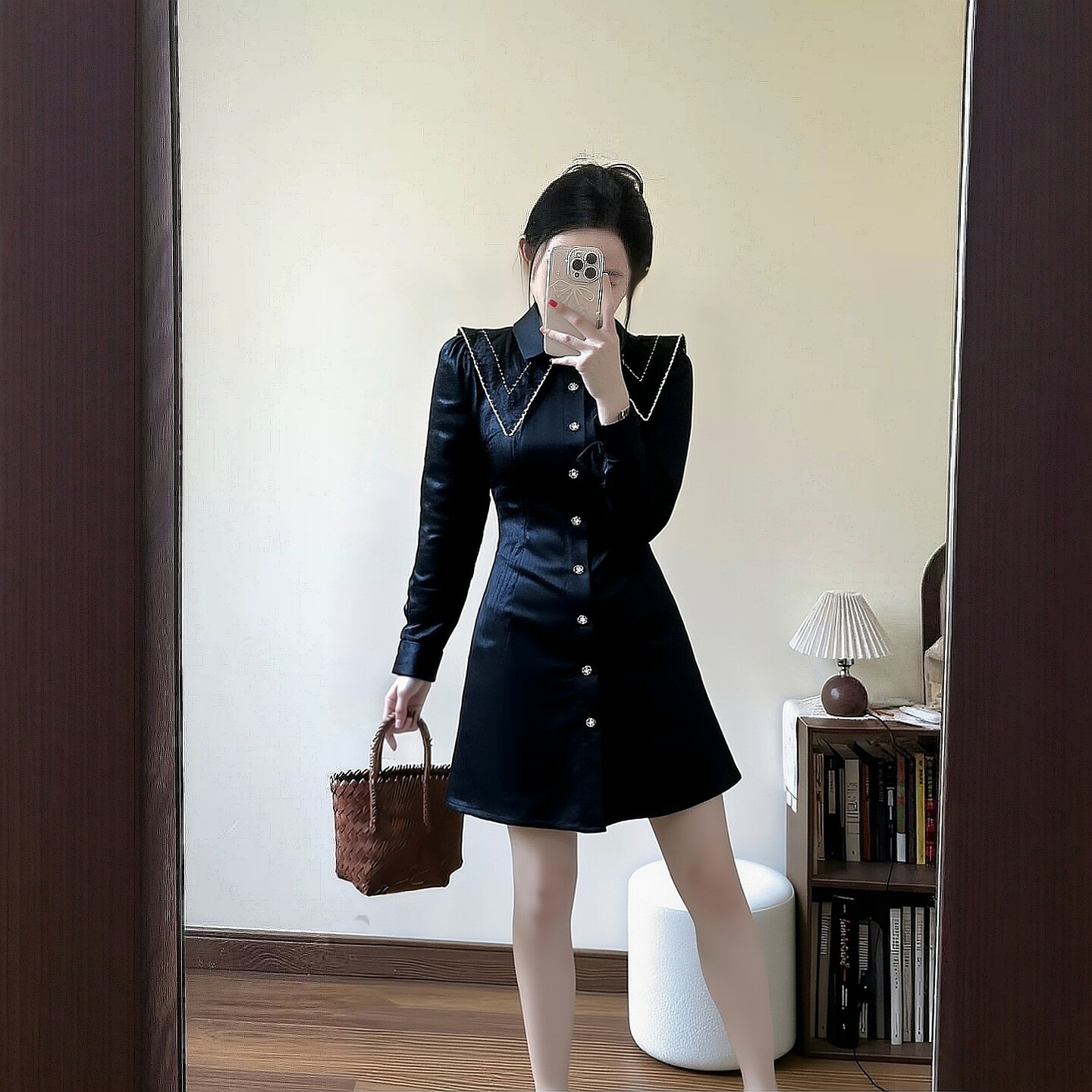 2025冬飘P系列 衣佳人折扣女装 娃娃领 文艺范 衬衫式连衣裙 2827