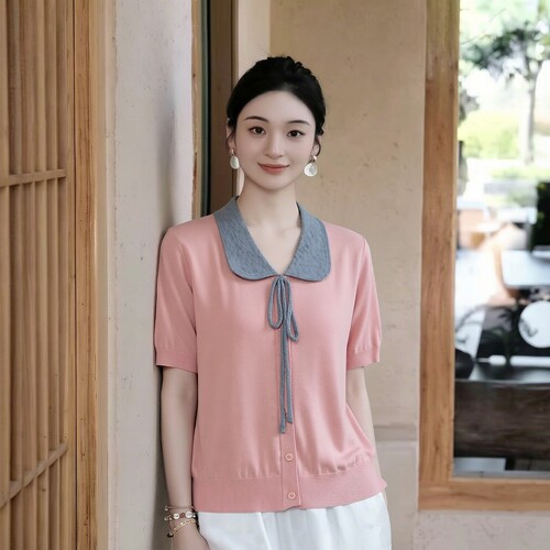 2026夏莱L系列1 衣佳人折扣女装 娃娃领 文艺范粉嫩短袖针织衫 42