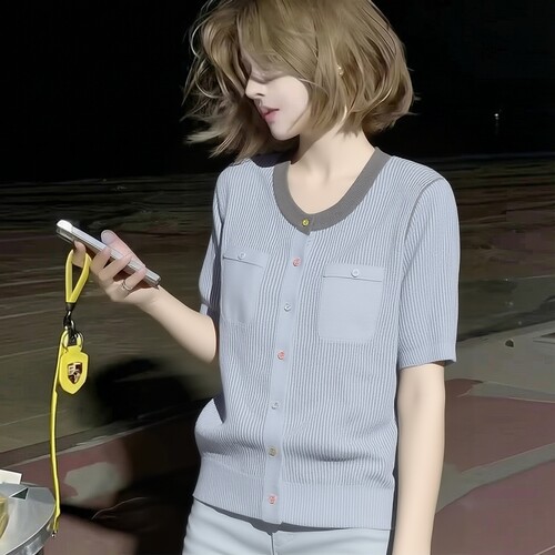 2026夏莱L系列1 衣佳人折扣女装镶边圆领 简约开衫 短袖针织衫52
