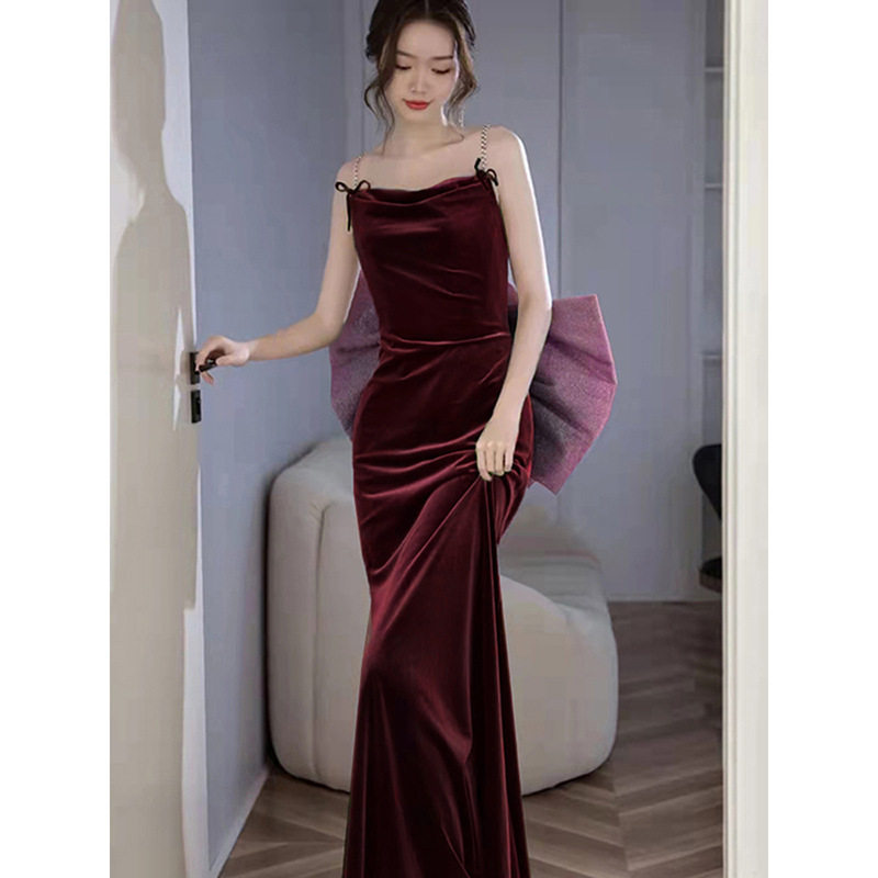 鱼尾晚礼服裙女2026新款轻奢蝴蝶结吊带露背主持人结婚新娘敬酒服