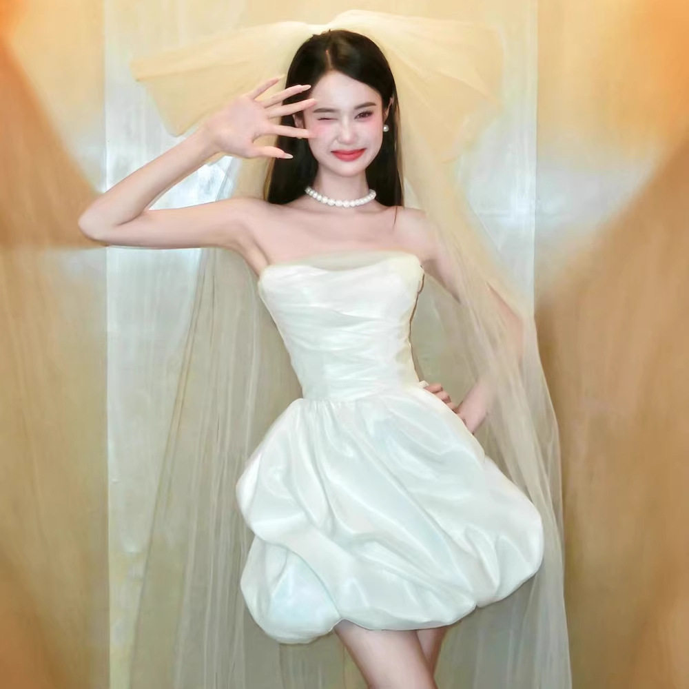 纯白法式婚纱高端奢华质感抹胸缎面蓬蓬裙订婚晚会浪漫时尚礼服