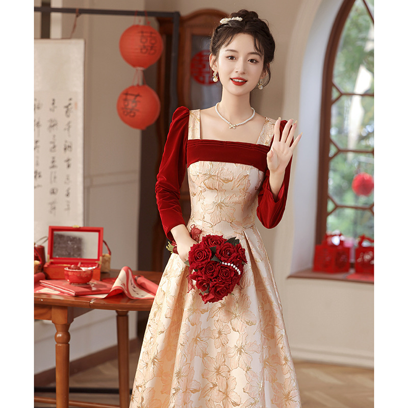 时尚方领长袖敬酒服新娘2026新款舒适平时可穿订婚裙结婚晚礼服女