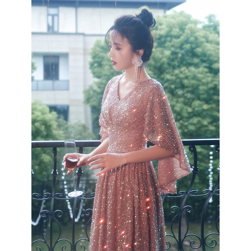 主持人晚礼服2026新款冬季小众宴会亮片连衣裙长款年会晚礼服裙女