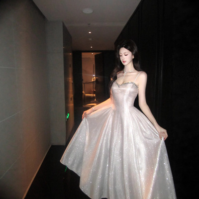 法式晚礼服2026新款镶钻重工吊带连衣裙细闪年会宴会连衣裙礼服