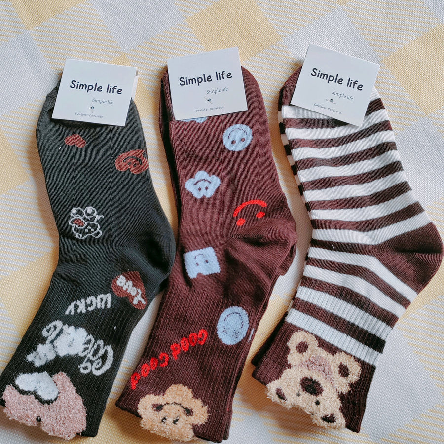 女款毛绒小熊厚袜秋冬中筒袜ins潮韩版可爱卡通款时尚搭配款
