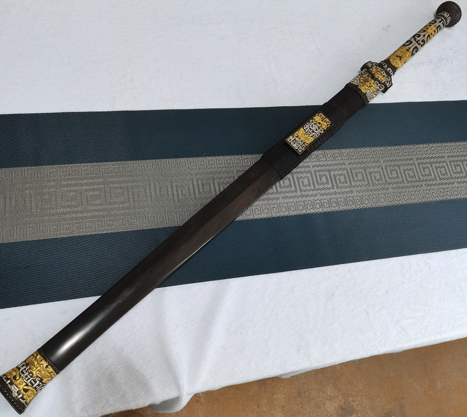 九州汉剑龙泉手工百炼钢