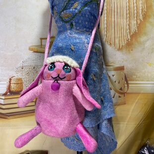 尼泊尔零钱包帽子纯羊毛包包手工刺绣女包斜挎卡通羊毛毡包包