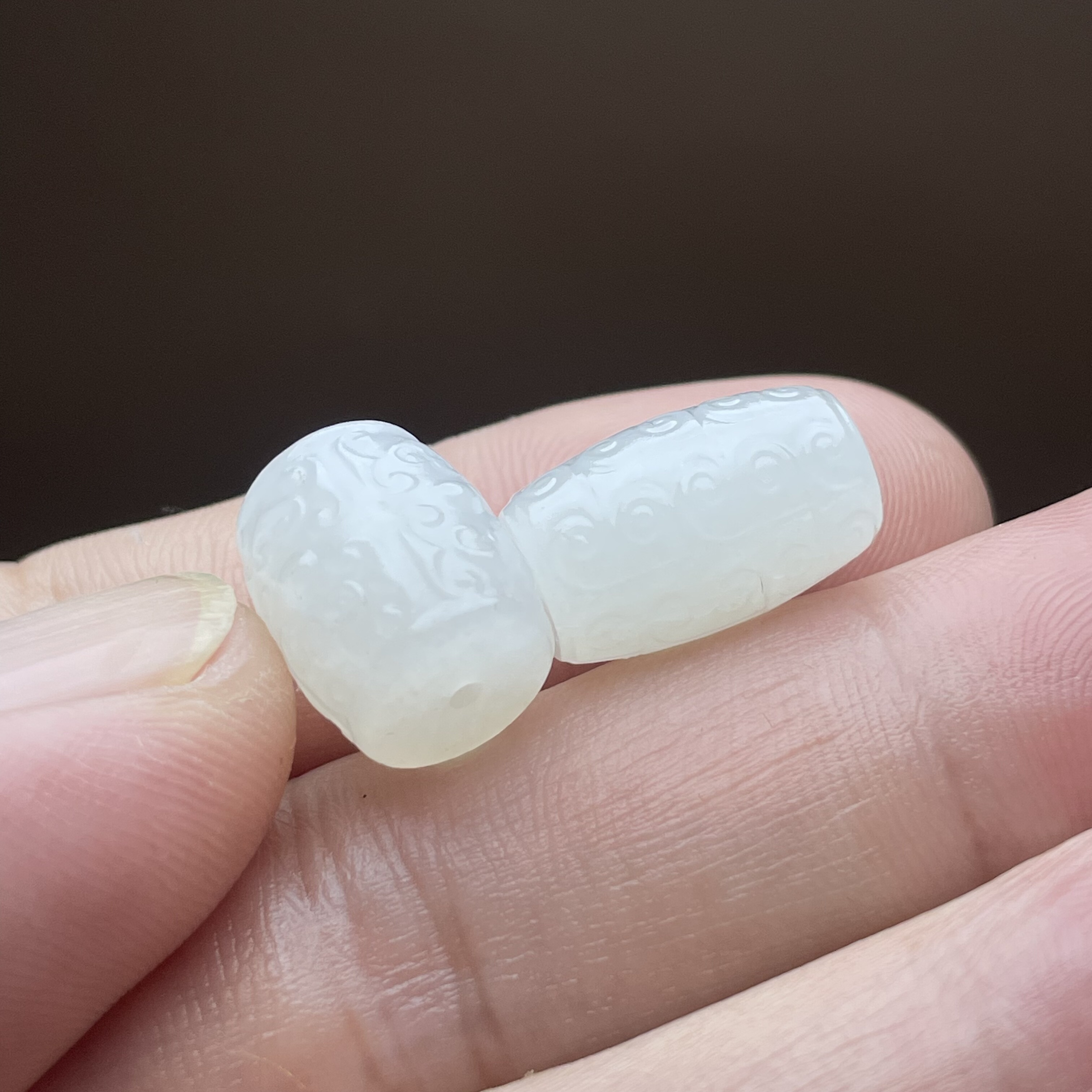 天然和田玉羊脂白玉回纹桶珠