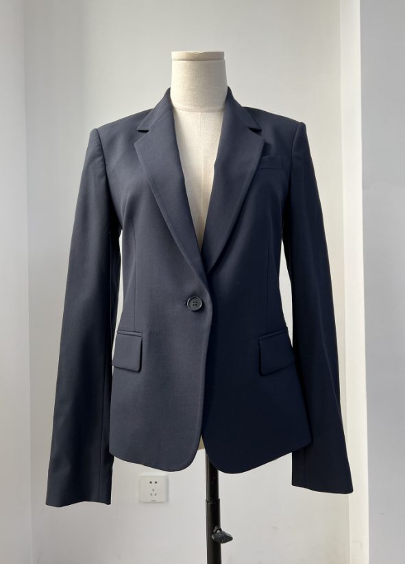 Theory一粒扣通勤西装