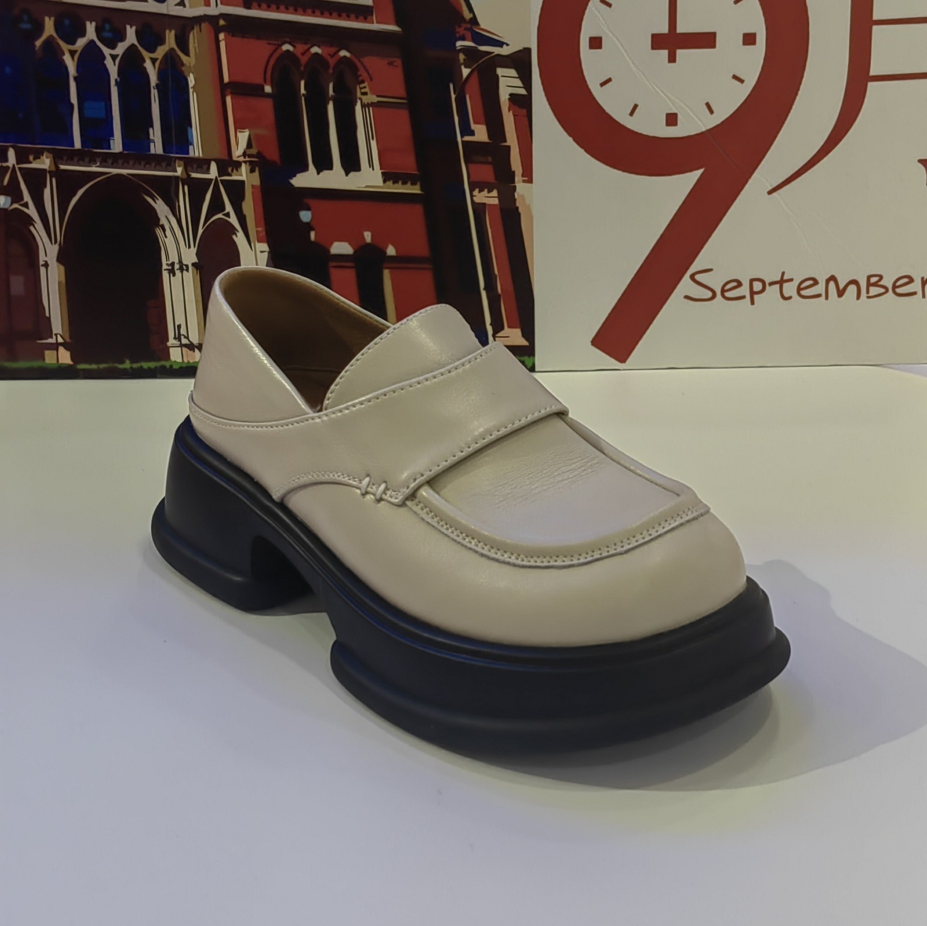 女鞋新款女时尚休闲厚底乐福鞋英伦风小个子增高潮人潮牌m60女鞋