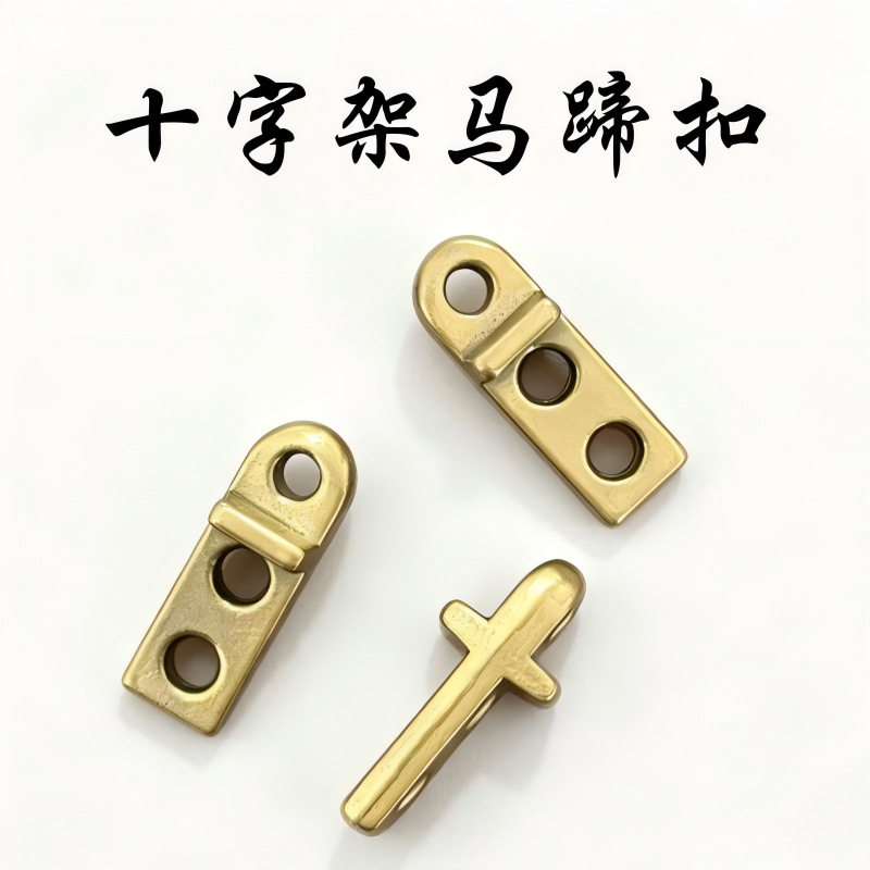 合金实心铜色复古重机钥匙扣配件图片