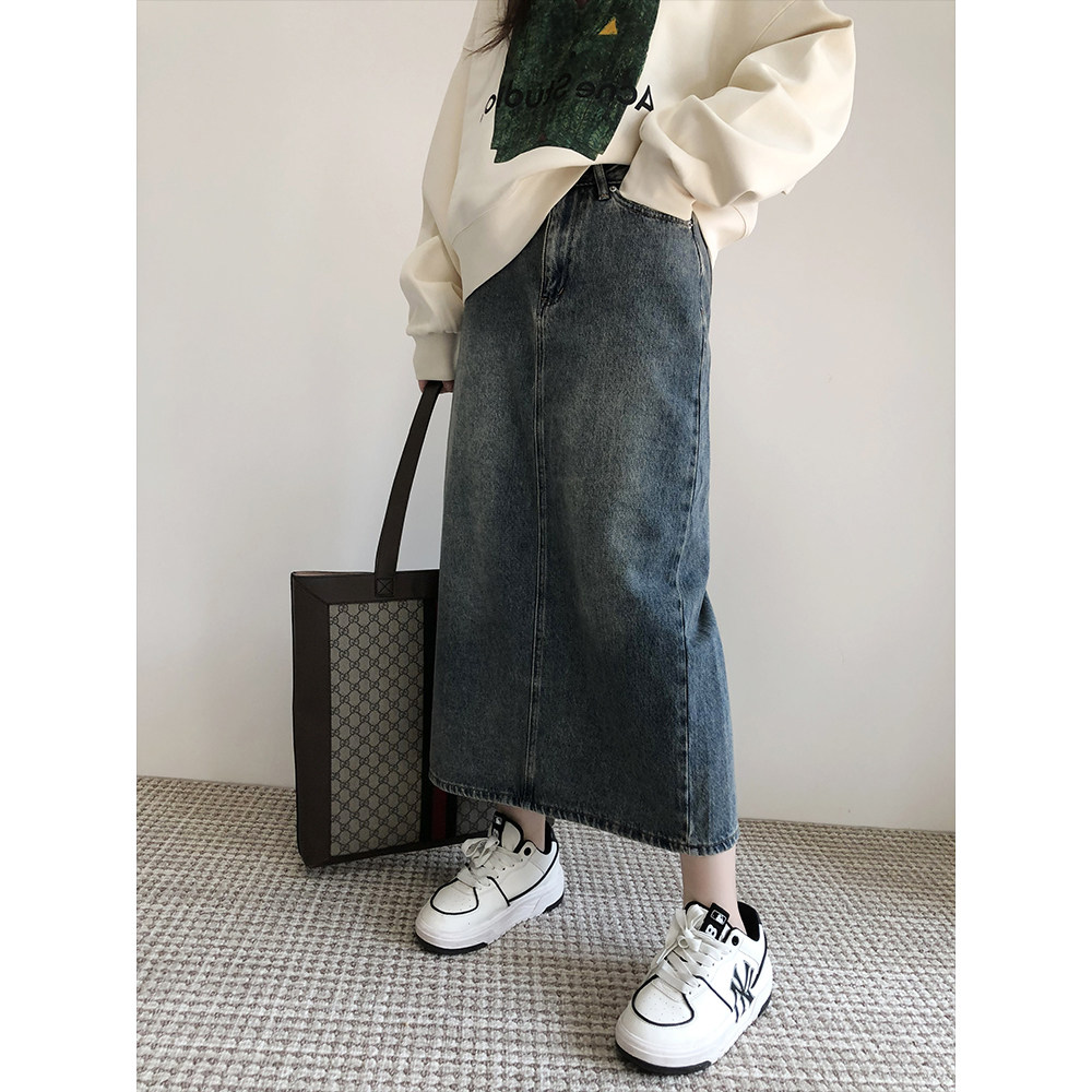 中长款后开叉牛仔半身裙