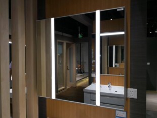 Panasonic松下 防潮洗漱浴室柜配套LED照明三面镜箱30/90/120/150