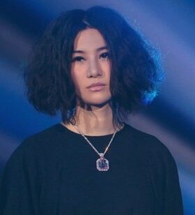 尚雯婕玉米卷泡面头朋克风假发