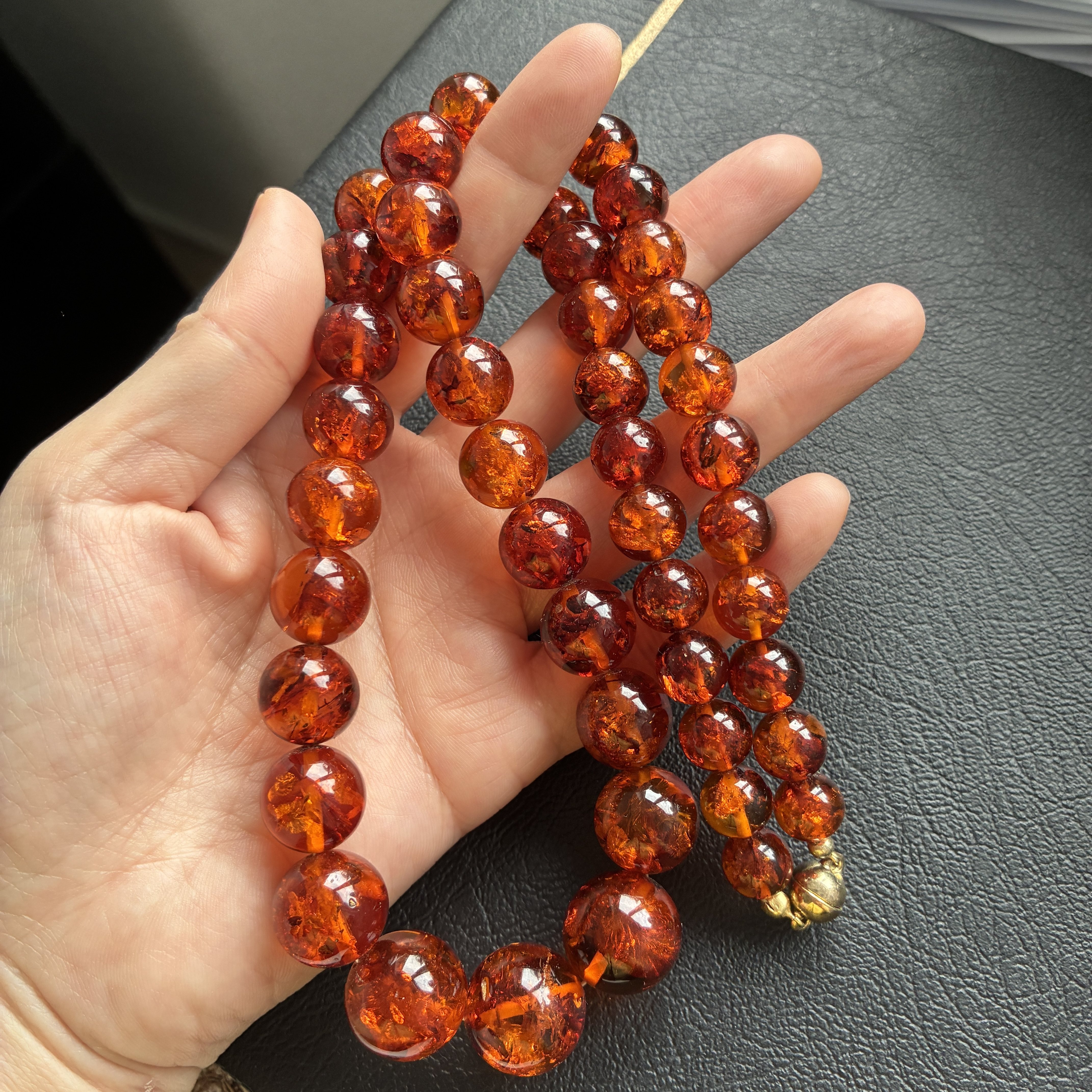 奥地利中古天然花珀圆珠项链925纯银镀金扣有标52.7克收藏品