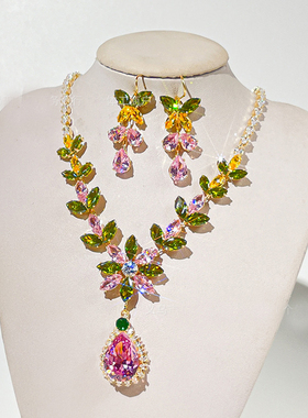 麦芭贝尔人造水晶合金女项链套装