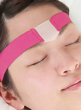 日本睡眠改善眉间纹川字纹额头纹远红外线保湿带