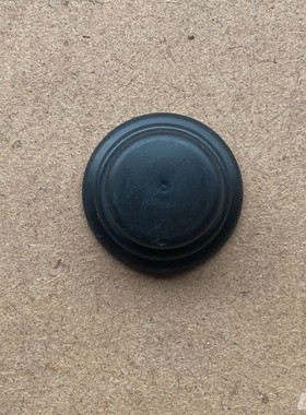 三菱帕杰罗V73V77V75V93V97V87前雨刷臂盖前雨刮臂盖MR300585