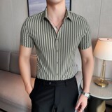 绿色
