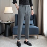 中灰色