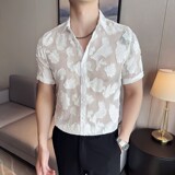 白色