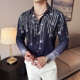 黑色