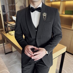 男士青果领商务休闲西装结婚礼服西服套装2526-P265,女士西服里面穿蓝衬衫搭配图片
