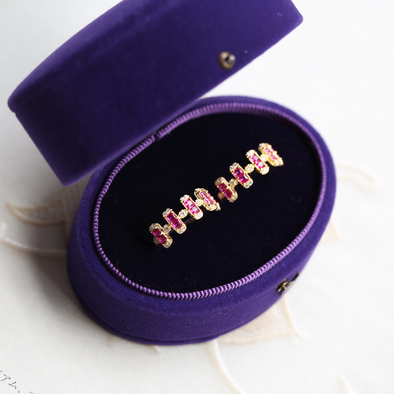 日系冬季新款925纯银戒指 复古宫廷风红宝石方格形戒指